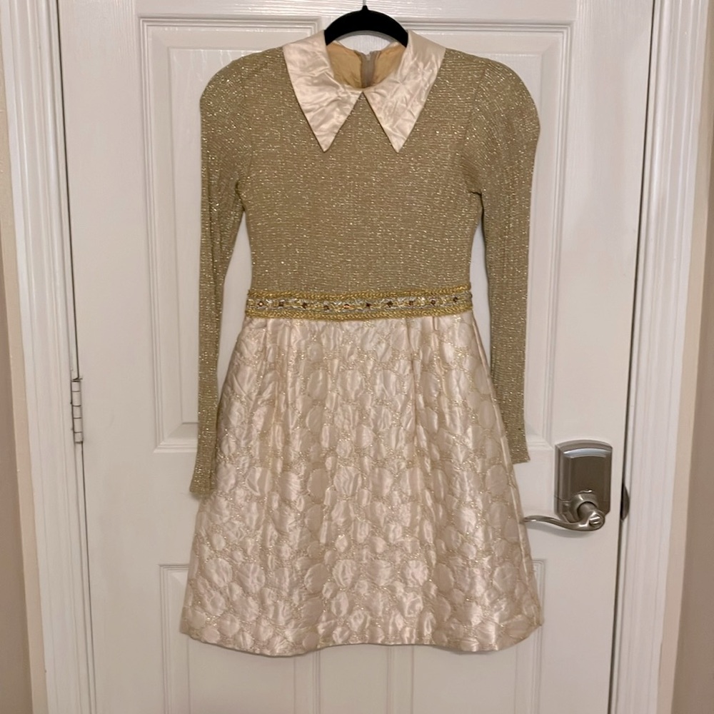 Vintage Gold and Cream Short Dress with Collar. Sz 2-4
